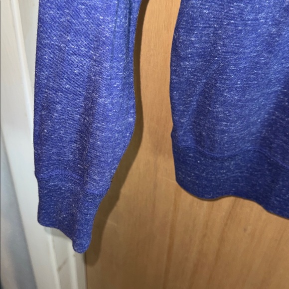 Nike Heathered Blueish Purple Pullover. Long Sleeve Tee Crewneck M/L - Picture 3 of 4